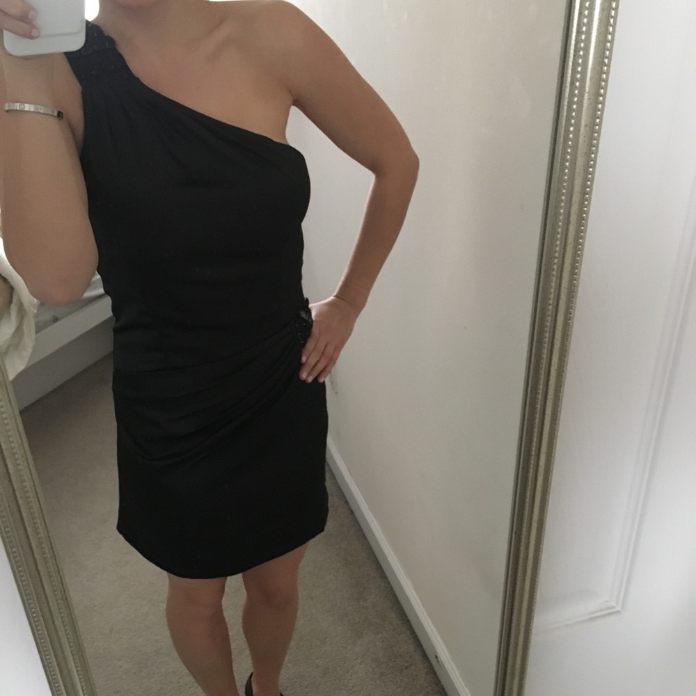 One shoulder cocktail dress